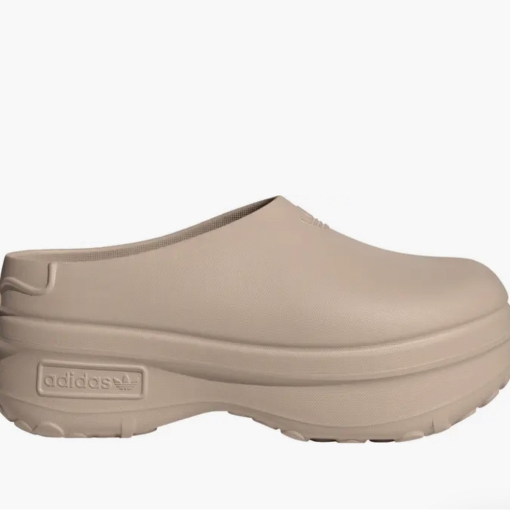 Adidas Stan Adifom Mule…Hard to get in US! Make a statement comfortably!